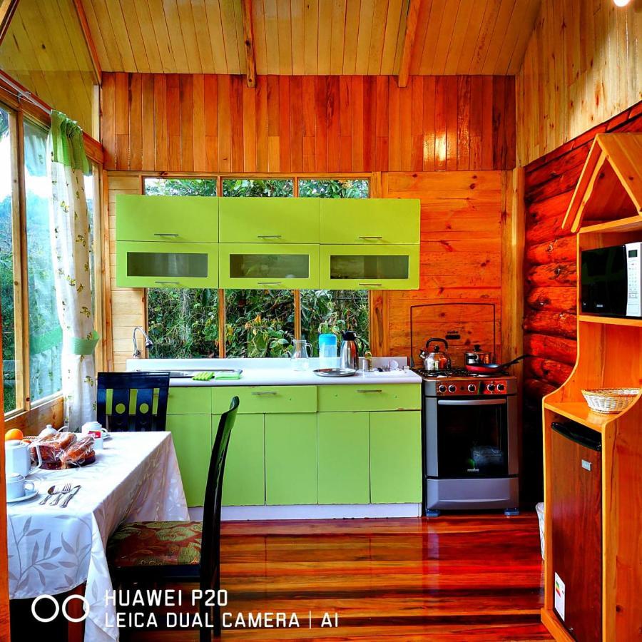 Hassinger Ranch Cabanas Oxapampa Extérieur photo